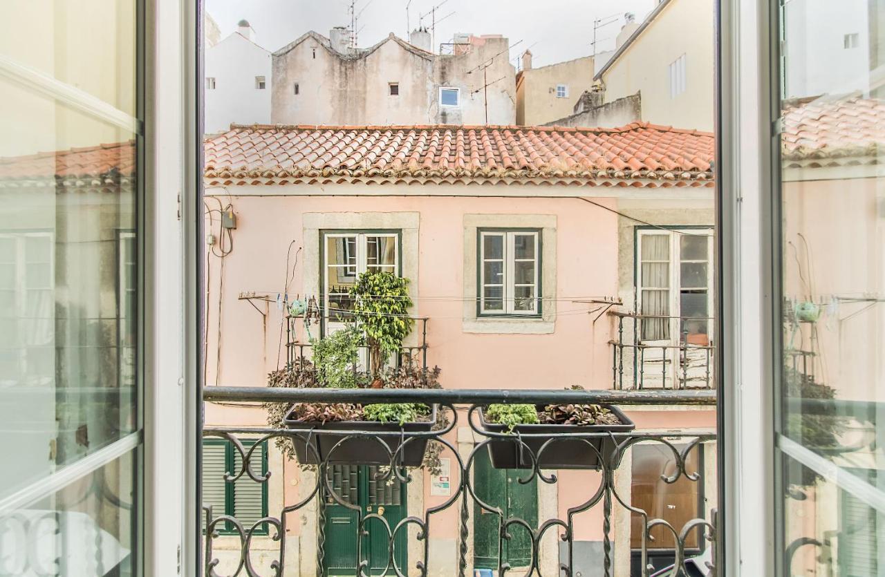 Unique And Stylish Flat In Historic Lisbon Apartment Ngoại thất bức ảnh